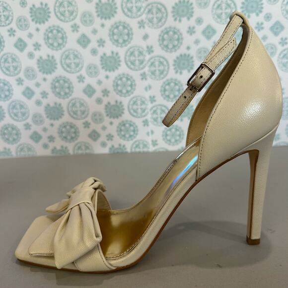 Guess Womens Sancia 8.5 Dress Sandals Heels Stilettos Cream Bows Ankle Strap - Picture 6 of 11